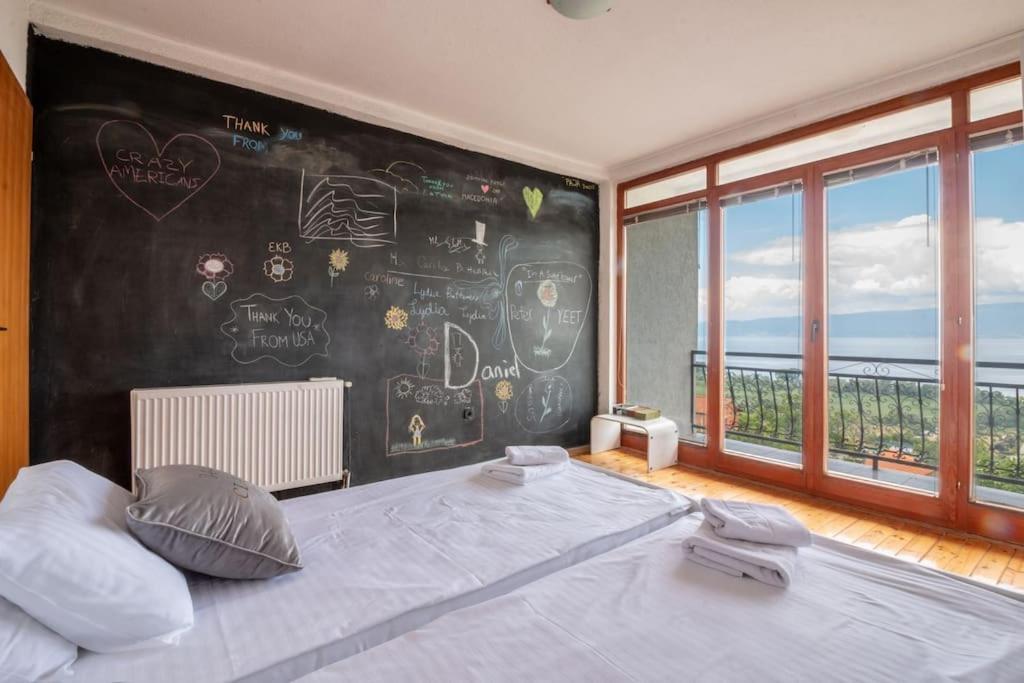Casa Farmak - 4 Bedroom Lux Apartment With Infinity Pool & Lake View Ohrid Exterior foto